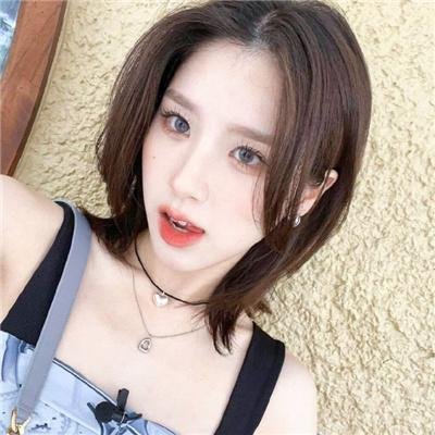 腼腆英雄